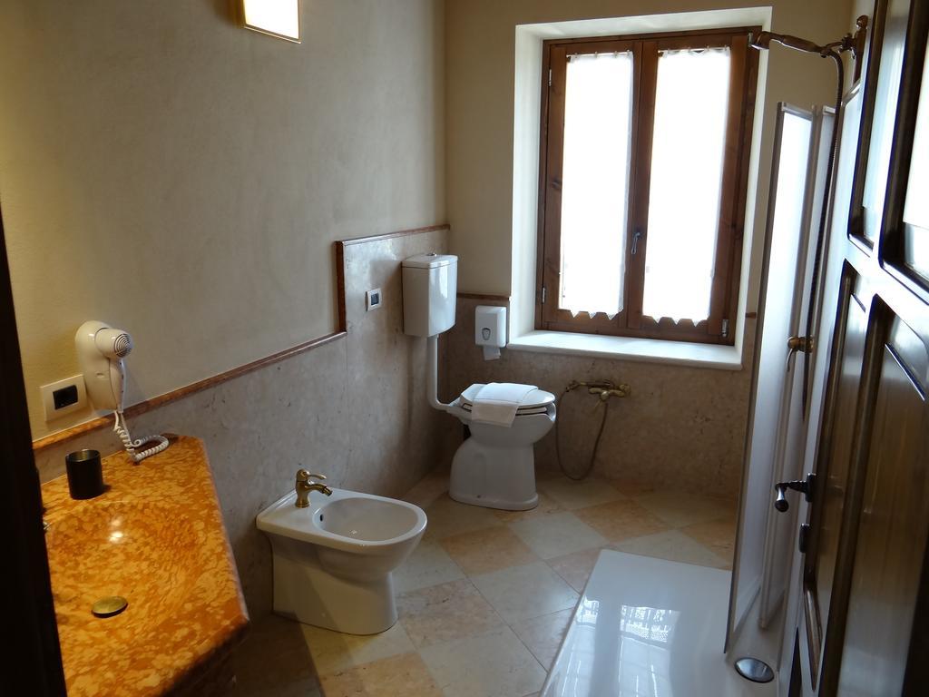 Le Camere Della Bice Negrar Bagian luar foto